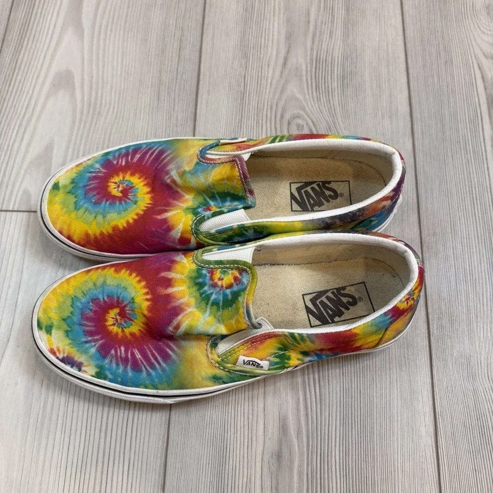 Vans Unisex RAINBOW Tie Dye Gender Inclusive‎ M 8 / WM 9.5 Skate Slip On's